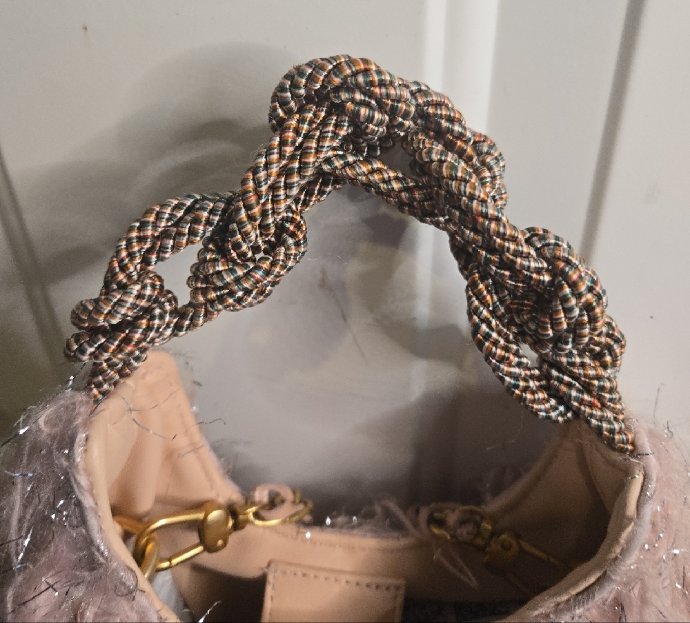 Kooreloo The Flamingo Fringe Braided Top-Handle Bag With Gold & Leather Chain - Picture 4 of 13
